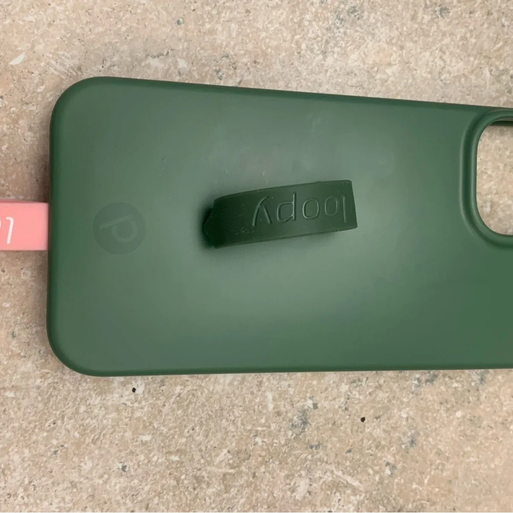 IPhone 13 locked AT&T